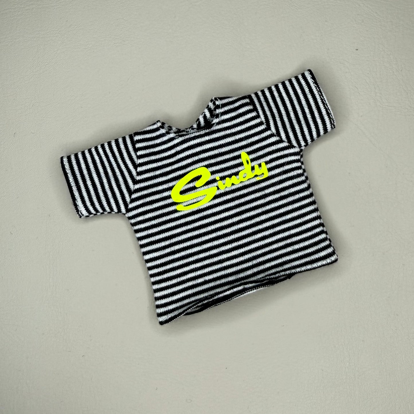 Sindy logo t-shirt - Neon Collection