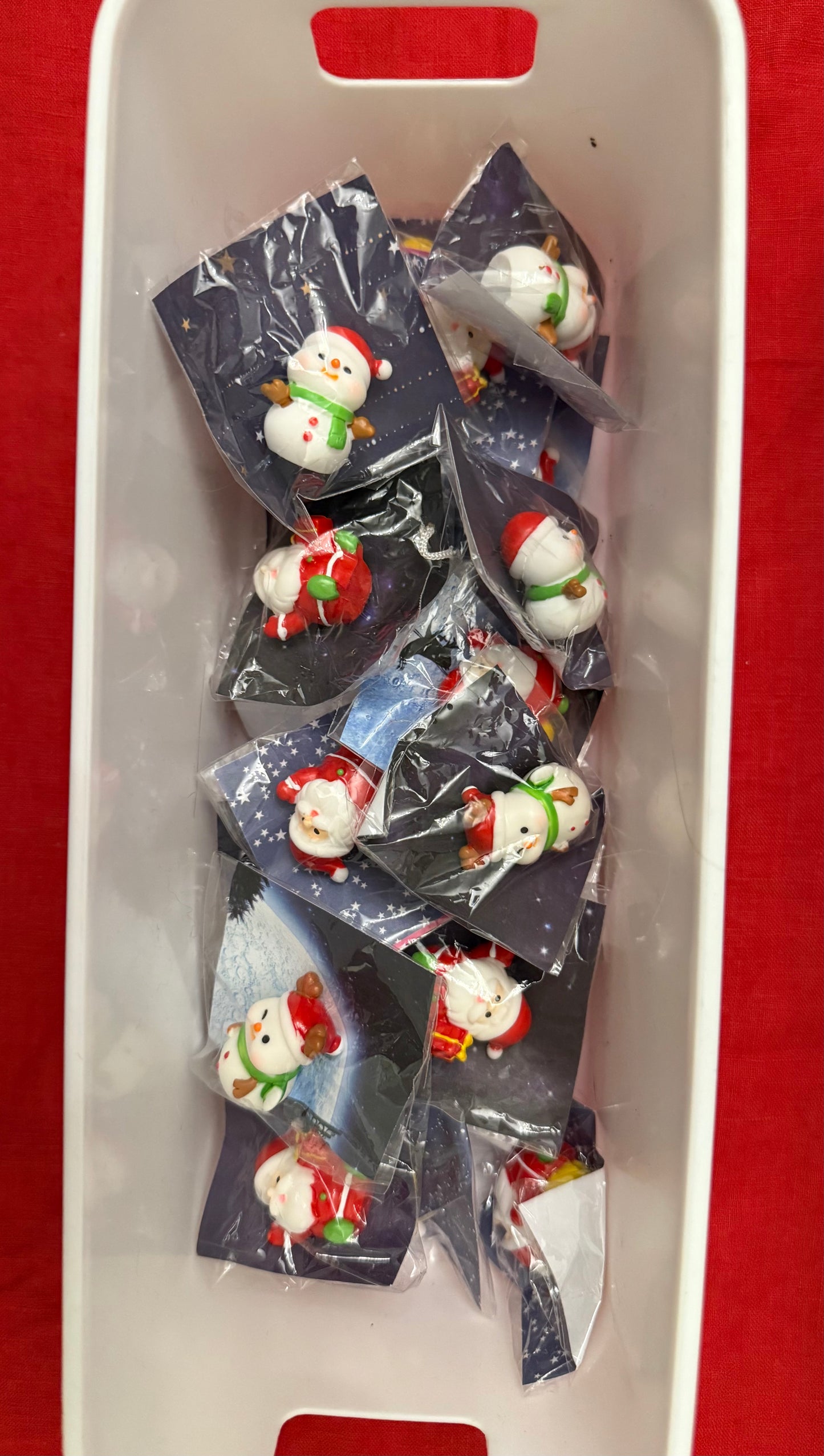 * SALE * Christmas Pop-up Shop - mini festive treats, interior’s & gifts for Sindy Dioramas