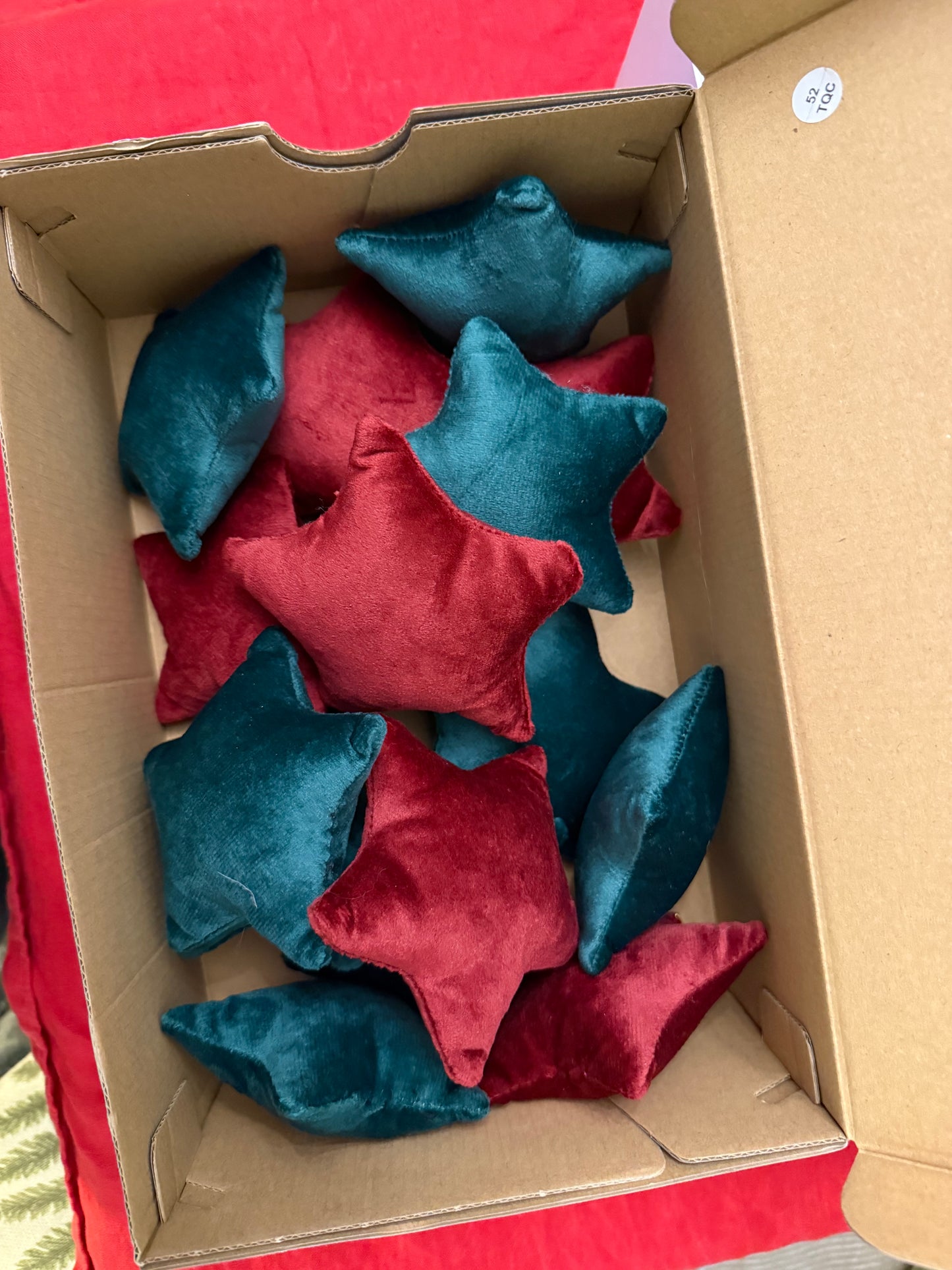 * SALE * Christmas Pop-up Shop - mini festive treats, interior’s & gifts for Sindy Dioramas