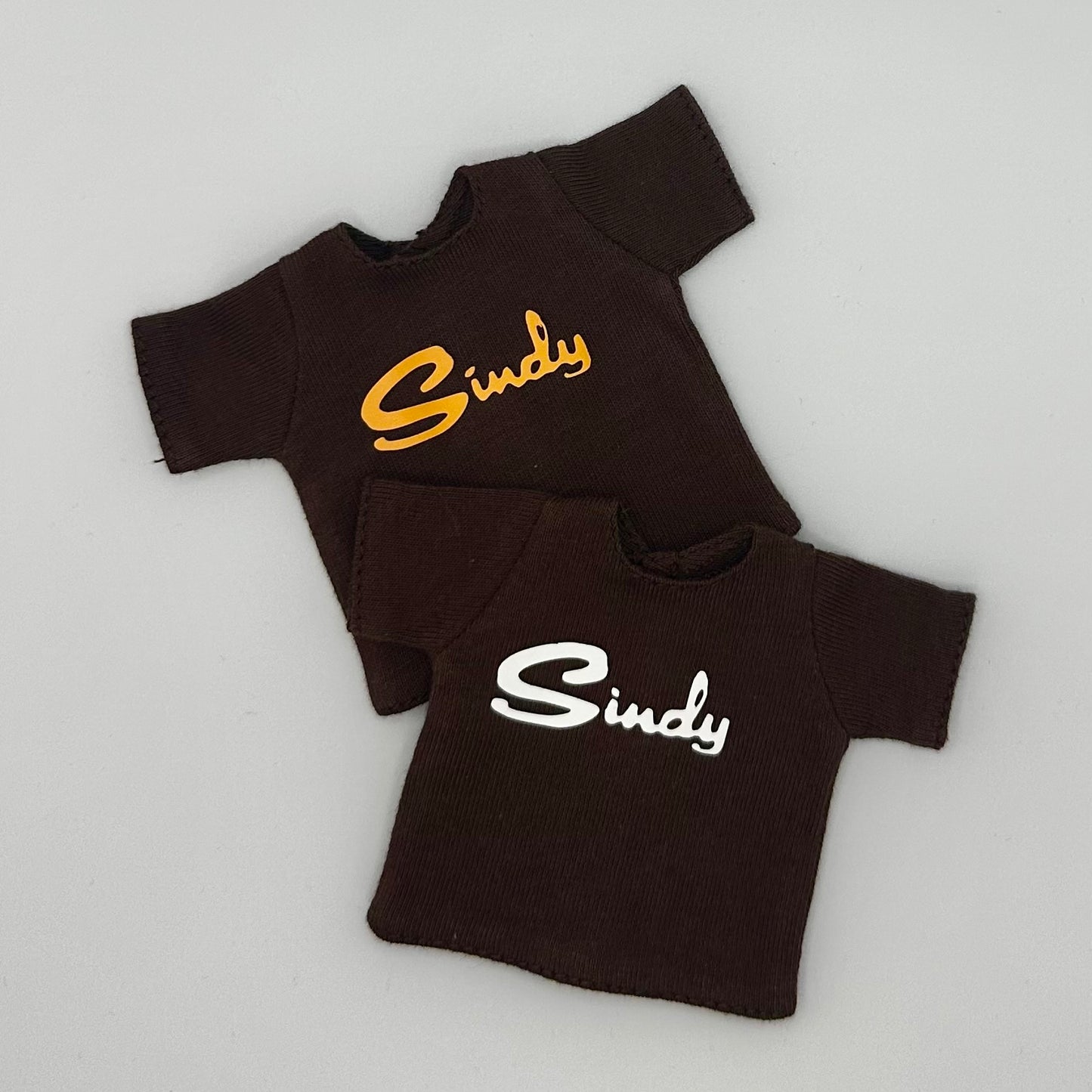 Sindy logo T-shirt - Colour Collection