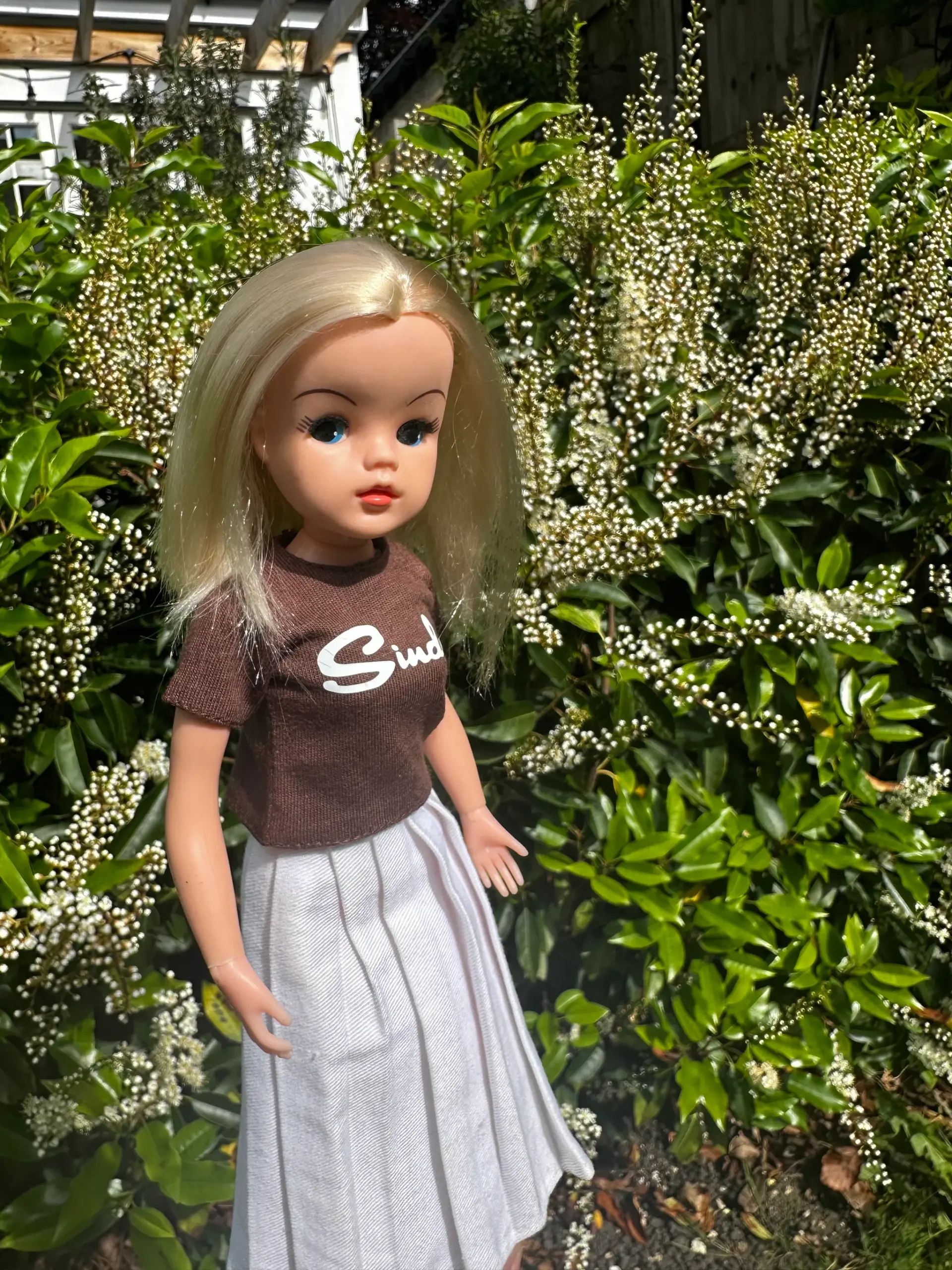 Sindy Logo T-Shirt - Colour Collection
